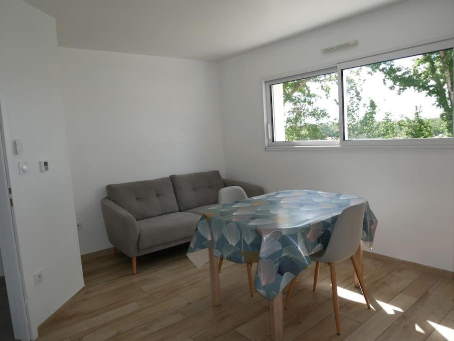 Appt T2 Confortable La Roche-sur-Yon Bagian luar foto